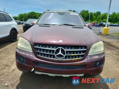Piąte zdjęcie samochodu w środku: 2006 MERCEDES-BENZ ML 350 VIN:4JGBB86E66A076762 - miniatura