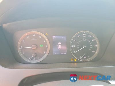 Zdjęcie 9 z 12 samochodu: 2017 HYUNDAI SONATA SPORT VIN:5NPE34AF1HH558154 - miniatura