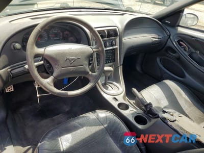 Zdjęcie 8 z 12 samochodu: 2004 FORD MUSTANG VIN:1FAFP40484F102588 - miniatura