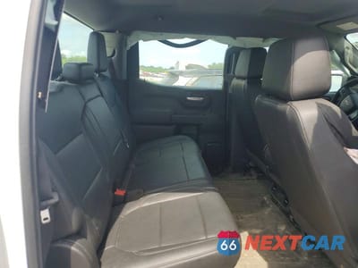 Zdjęcie 10 z 12 samochodu: 2021 CHEVROLET SILVERADO K1500 VIN:1GCUYAEF1MZ248708 - miniatura