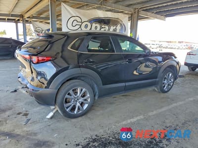 Trzecie zdjęcie samochodu z tyłu: 2025 MAZDA CX-30 PREFERRED VIN:3MVDMBCM6SM798826 - miniatura