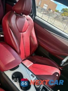 Piąte zdjęcie samochodu w środku: 2017 INFINITI Q60 RED SPORT 400 VIN:JN1FV7EL7HM702329 - miniatura