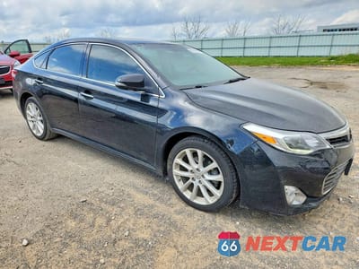 Czwarte zdjęcie samochodu z boku: 2013 TOYOTA AVALON LIMITED VIN:4T1BK1EB9DU020535 - miniatura