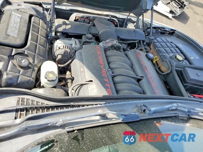 Zdjęcie 11 z 13 samochodu: 2004 CHEVROLET CORVETTE VIN:1G1YY22G745101071 - miniatura