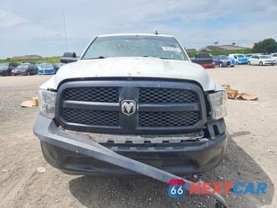 Piąte zdjęcie samochodu w środku: 2022 RAM 1500 CLASSIC TRADESMAN VIN:3C6RR7KG2NG429831 - miniatura