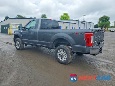 Drugie zdjęcie samochodu z przodu: 2017 FORD F250 SUPER DUTY VIN:1FTBF2B65HEE42629 - miniatura