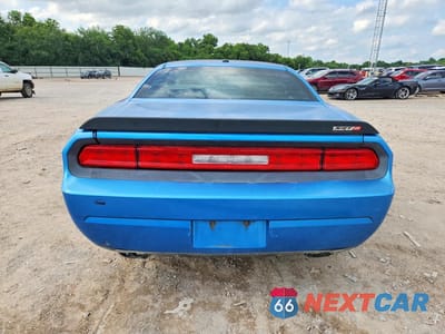 Zdjęcie 6 z 12 samochodu: 2010 DODGE CHALLENGER SRT-8 VIN:2B3CJ7DW8AH137073 - miniatura