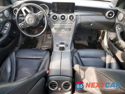 Zdjęcie 8 z 12 samochodu: 2019 MERCEDES-BENZ C 300 4MATIC VIN:55SWF8EB0KU301386 - miniatura