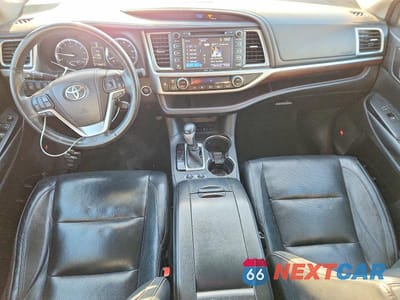 Zdjęcie 8 z 13 samochodu: 2015 TOYOTA HIGHLANDER LIMITED PLATINUM VIN:5TDDKRFHXFS098991 - miniatura