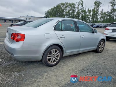 Trzecie zdjęcie samochodu z tyłu: 2007 VOLKSWAGEN JETTA WOLFSBURG VIN:3VWEF71K87M148382 - miniatura