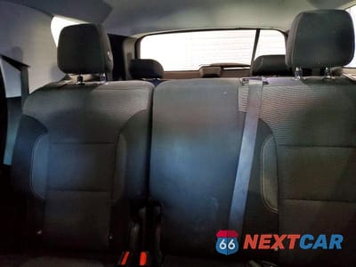 Zdjęcie 10 z 13 samochodu: 2018 CHEVROLET TRAVERSE LS VIN:1GNERFKW4JJ107667 - miniatura