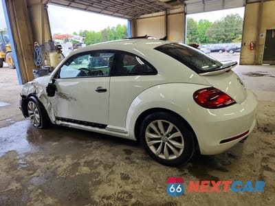 Drugie zdjęcie samochodu z przodu: 2017 VOLKSWAGEN BEETLE 1.8T VIN:3VWF17AT5HM626948 - miniatura