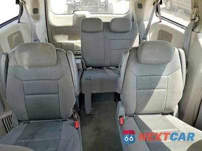 Zdjęcie 10 z 13 samochodu: 2010 CHRYSLER TOWN & COUNTRY TOURING VIN:2A4RR5D15AR108595 - miniatura