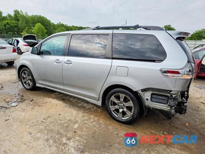 Drugie zdjęcie samochodu z przodu: 2019 TOYOTA SIENNA SE PREMIUM 7-PASSENGER VIN:5TDEZ3DC4KS218346 - miniatura