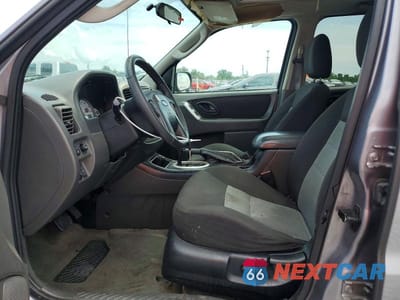 Zdjęcie 7 z 12 samochodu: 2007 FORD ESCAPE XLT VIN:1FMYU03117KB68641 - miniatura