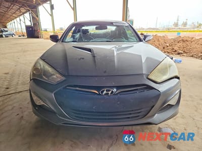 Piąte zdjęcie samochodu w środku: 2016 HYUNDAI GENESIS COUPE 3.8 ULTIMATE VIN:KMHHU6KJ6GU134476 - miniatura