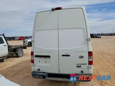 Zdjęcie 6 z 13 samochodu: 2014 NISSAN NV 2500 VIN:1N6BF0LX7EN103603 - miniatura