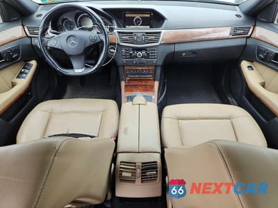 Zdjęcie 8 z 12 samochodu: 2011 MERCEDES-BENZ E 350 4MATIC VIN:WDDHF8HB4BA271216 - miniatura
