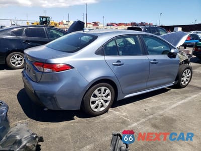 Trzecie zdjęcie samochodu z tyłu: 2023 TOYOTA COROLLA LE VIN:5YFB4MDE4PP058509 - miniatura