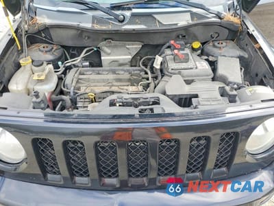 Zdjęcie 12 z 13 samochodu: 2014 JEEP PATRIOT LATITUDE VIN:1C4NJPFA6ED889298 - miniatura