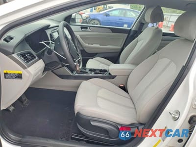 Zdjęcie 7 z 12 samochodu: 2016 HYUNDAI SONATA HYBRID SE VIN:KMHE24L17GA035274 - miniatura