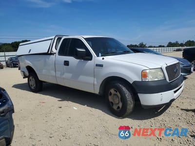 Czwarte zdjęcie samochodu z boku: 2005 FORD F150 VIN:1FTRF12285NC04551 - miniatura