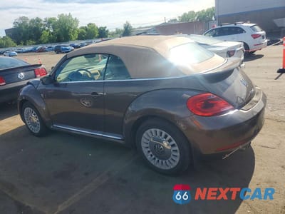 Drugie zdjęcie samochodu z przodu: 2015 VOLKSWAGEN BEETLE 1.8T VIN:3VW517AT0FM821283 - miniatura