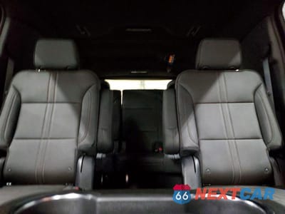 Zdjęcie 10 z 13 samochodu: 2025 CHEVROLET SUBURBAN K1500 HIGH COUNTRY VIN:1GNS6GRL5SR378771 - miniatura