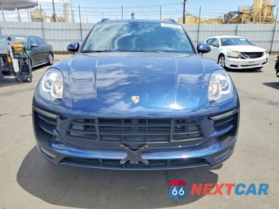 Piąte zdjęcie samochodu w środku: 2017 PORSCHE MACAN GTS VIN:WP1AG2A52HLB55051 - miniatura