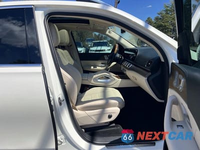 Piąte zdjęcie samochodu w środku: 2022 MERCEDES-BENZ GLE 450 4MATIC VIN:4JGFB5KE7NA707149 - miniatura