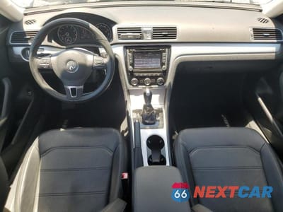 Zdjęcie 8 z 12 samochodu: 2013 VOLKSWAGEN PASSAT SE VIN:1VWBP7A33DC091319 - miniatura