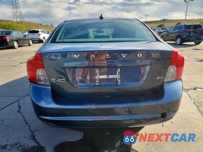 Zdjęcie 6 z 12 samochodu: 2009 VOLVO S40 2.4I VIN:YV1MS382492432069 - miniatura
