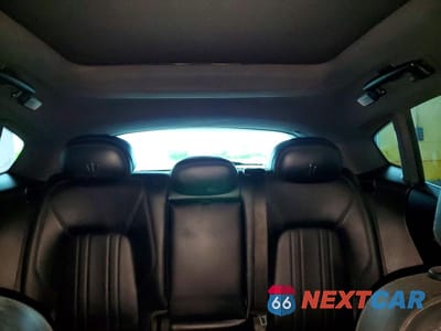 Zdjęcie 10 z 14 samochodu: 2017 MASERATI LEVANTE VIN:ZN661XUAXHX248129 - miniatura