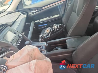 Zdjęcie 12 z 13 samochodu: 2018 HONDA CIVIC LX VIN:2HGFC2F59JH584381 - miniatura
