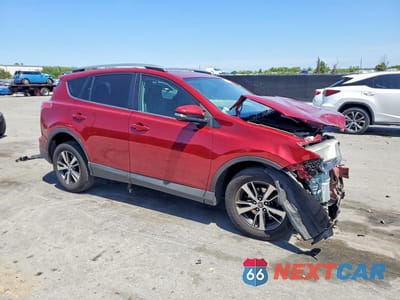Czwarte zdjęcie samochodu z boku: 2018 TOYOTA RAV4 XLE VIN:2T3WFREVXJW468879 - miniatura