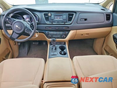 Zdjęcie 8 z 12 samochodu: 2016 KIA SEDONA LX VIN:KNDMB5C10G6192802 - miniatura
