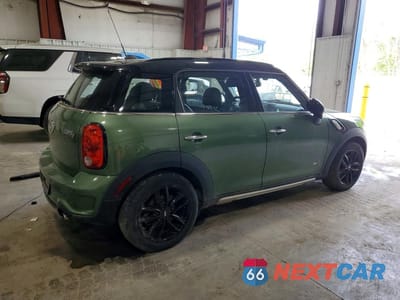 Trzecie zdjęcie samochodu z tyłu: 2016 MINI COOPER S COUNTRYMAN VIN:WMWZC5C57GWU21740 - miniatura