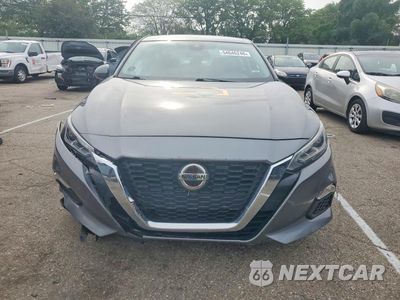 Piąte zdjęcie samochodu w środku: 2022 NISSAN ALTIMA SV VIN:1N4BL4DV6NN423629 - miniatura