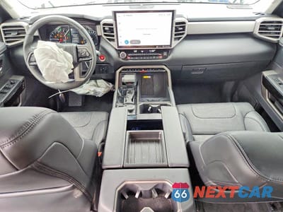 Zdjęcie 8 z 12 samochodu: 2023 TOYOTA TUNDRA CREWMAX LIMITED VIN:5TFJA5DB5PX110070 - miniatura