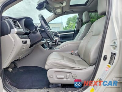 Zdjęcie 7 z 13 samochodu: 2017 TOYOTA HIGHLANDER HYBRID XLE VIN:5TDJGRFH0HS022896 - miniatura