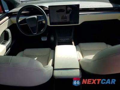 Zdjęcie 8 z 14 samochodu: 2026 TESLA MODEL X VIN:7SAXCBE59TF473345 - miniatura
