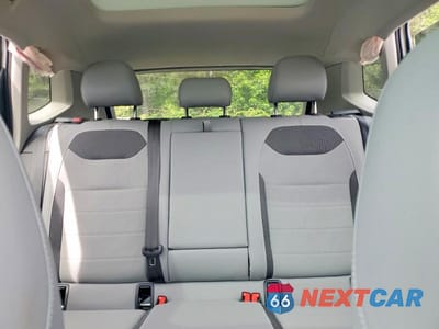 Zdjęcie 10 z 13 samochodu: 2024 VOLKSWAGEN TAOS SE VIN:3VVEX7B21RM064391 - miniatura