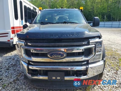 Piąte zdjęcie samochodu w środku: 2021 FORD F450 SUPER DUTY VIN:1FDUF4HN2MDA15312 - miniatura