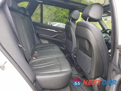 Zdjęcie 11 z 13 samochodu: 2017 BMW X5 XDR40E VIN:5UXKT0C33H0S80917 - miniatura