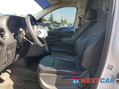 Zdjęcie 7 z 12 samochodu: 2020 MERCEDES-BENZ METRIS VIN:W1YV0BEY7L3754074 - miniatura