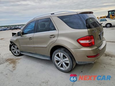 Drugie zdjęcie samochodu z przodu: 2010 MERCEDES-BENZ ML 350 4MATIC VIN:4JGBB8GB5AA619161 - miniatura