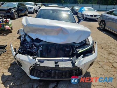 Piąte zdjęcie samochodu w środku: 2022 LEXUS IS 300 VIN:JTHC81F2XN5049719 - miniatura