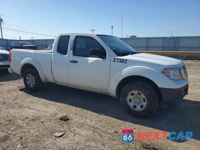 Czwarte zdjęcie samochodu z boku: 2018 NISSAN FRONTIER S VIN:1N6BD0CT5JN700813 - miniatura