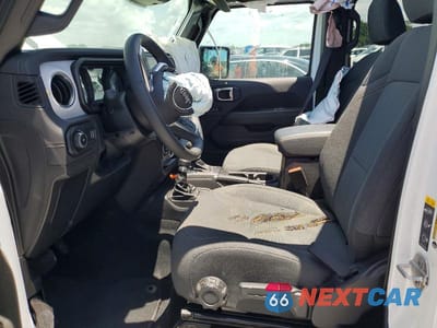 Zdjęcie 7 z 14 samochodu: 2026 JEEP WRANGLER SAHARA VIN:1C4PJXEN1TW179787 - miniatura