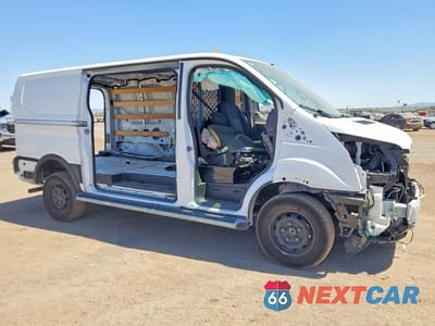 Czwarte zdjęcie samochodu z boku: 2025 FORD TRANSIT T-250 VIN:1FTBR1Y83SKA54124 - miniatura